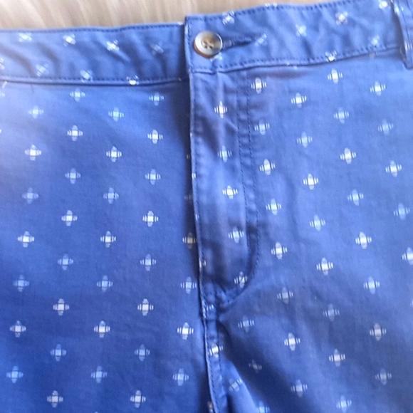 AnA Mid Rise Twill Shorts-# 1628+ - Picture 3 of 12